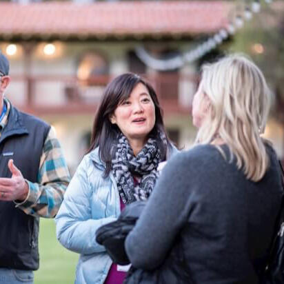Mensen in gesprek als symbool voor betrouwbaarheid